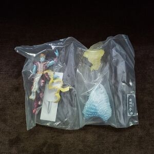 Shin Megami Tensei Persona Devil Summoner Uriel One Coin Vintage Figure NWOT